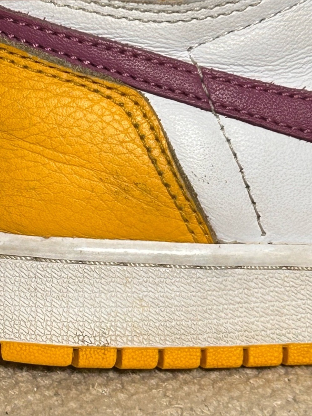 Nike Air Jordan 1 Retro High OG Brotherhood Leather Sneakers Shoes Kids SZ 4.5Y - Picture 12 of 13